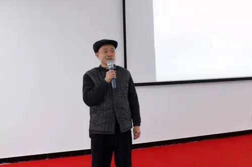 298e21a.jpg 298e21a.jpg