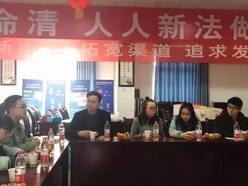 851eb92.jpg 851eb92.jpg