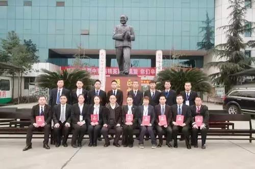 9f4d4d9.jpg 9f4d4d9.jpg