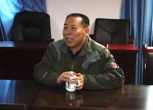 c5efbd6.jpg c5efbd6.jpg