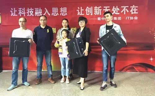 e43526d.jpg e43526d.jpg