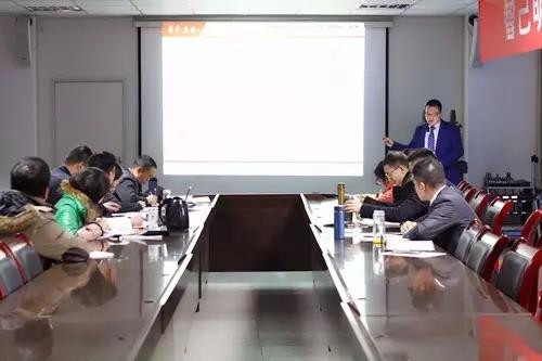 ef4c065.jpg ef4c065.jpg