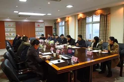 f985378.jpg f985378.jpg